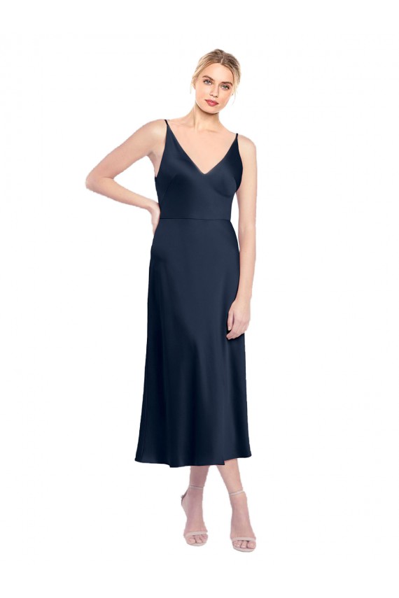 Blu marino scuro Linea A Scollatura a V Midi Raso Elastico Corto Abiti da damigella donore / Abiti da sera / Abiti da cocktail Economici